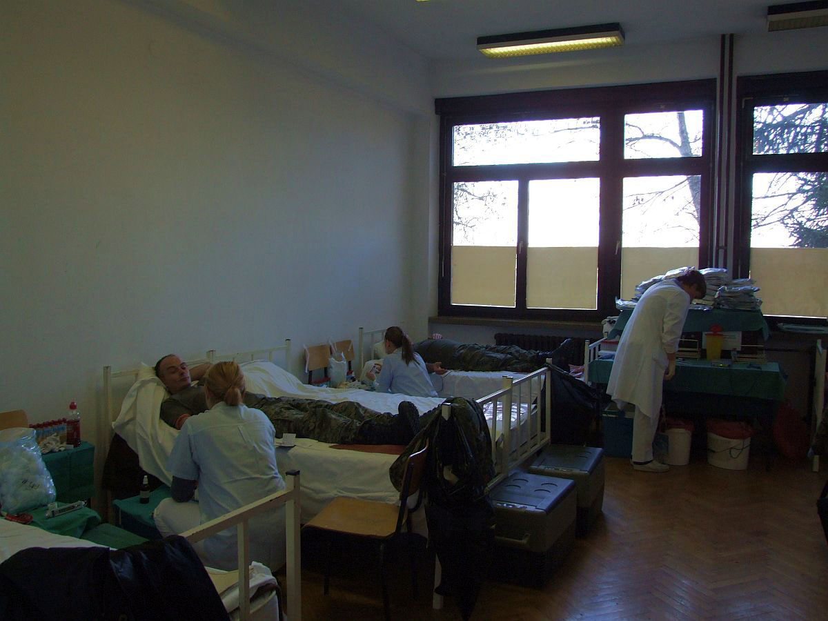 Slika https://www.morh.hr/wp-content/uploads/2017/10/darivanje_09122011_v.jpg