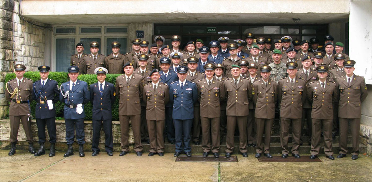 Slika https://www.morh.hr/wp-content/uploads/2017/10/docasnici_20101202_v.jpg