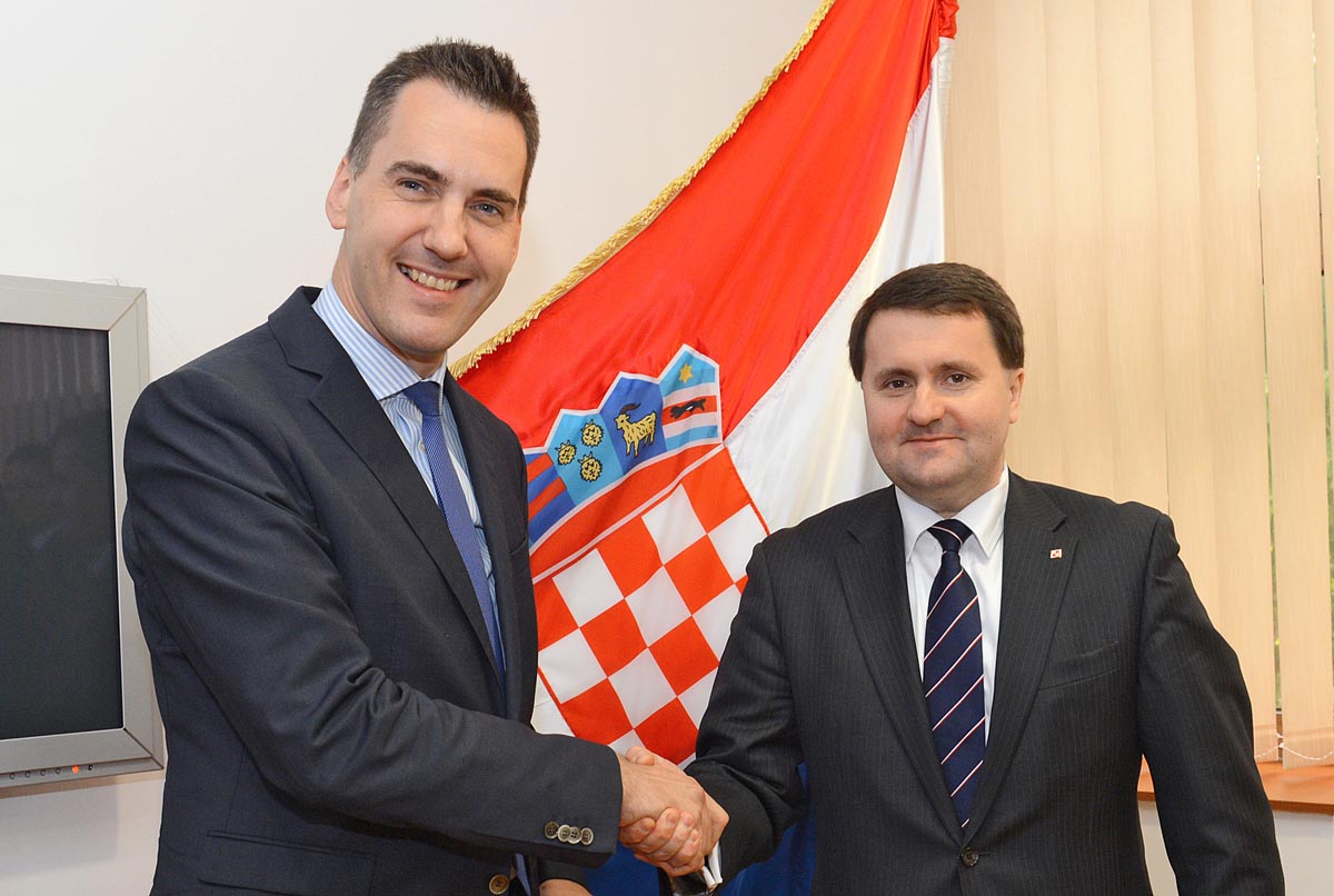 Slika https://www.morh.hr/wp-content/uploads/2017/10/drca_26052015_v.jpg