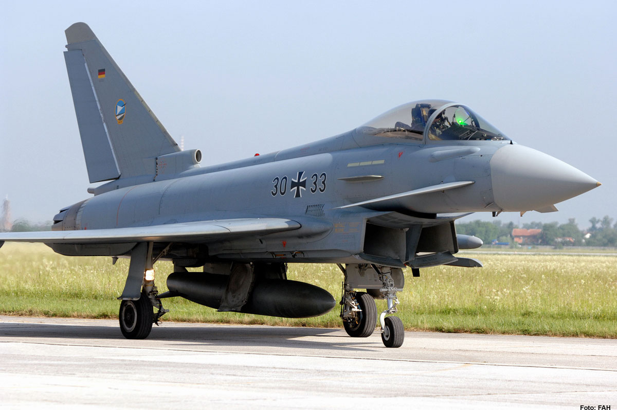 Slika https://www.morh.hr/wp-content/uploads/2017/10/eurofighterv.jpg