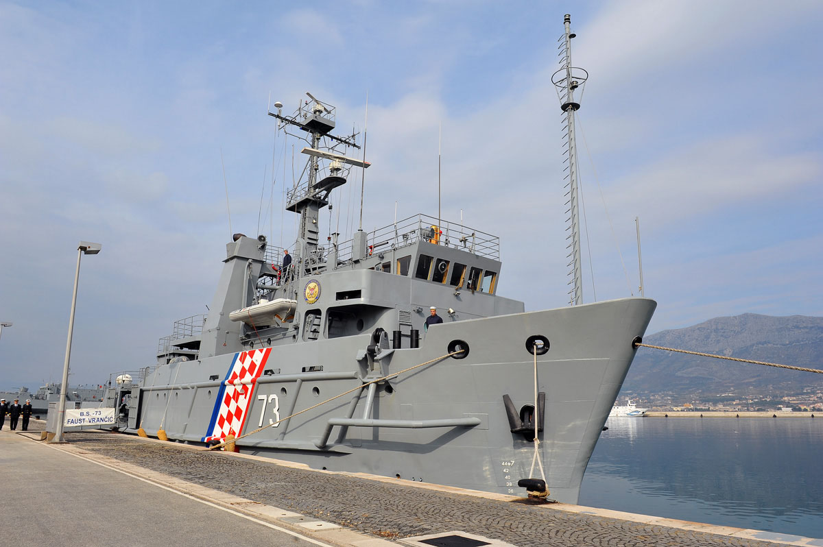 Slika https://www.morh.hr/wp-content/uploads/2017/10/faust_vrancic_rb-73_v.jpg