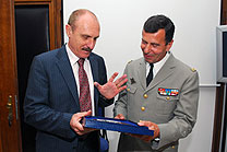 Slika https://www.morh.hr/wp-content/uploads/2017/10/francuz1_m.jpg