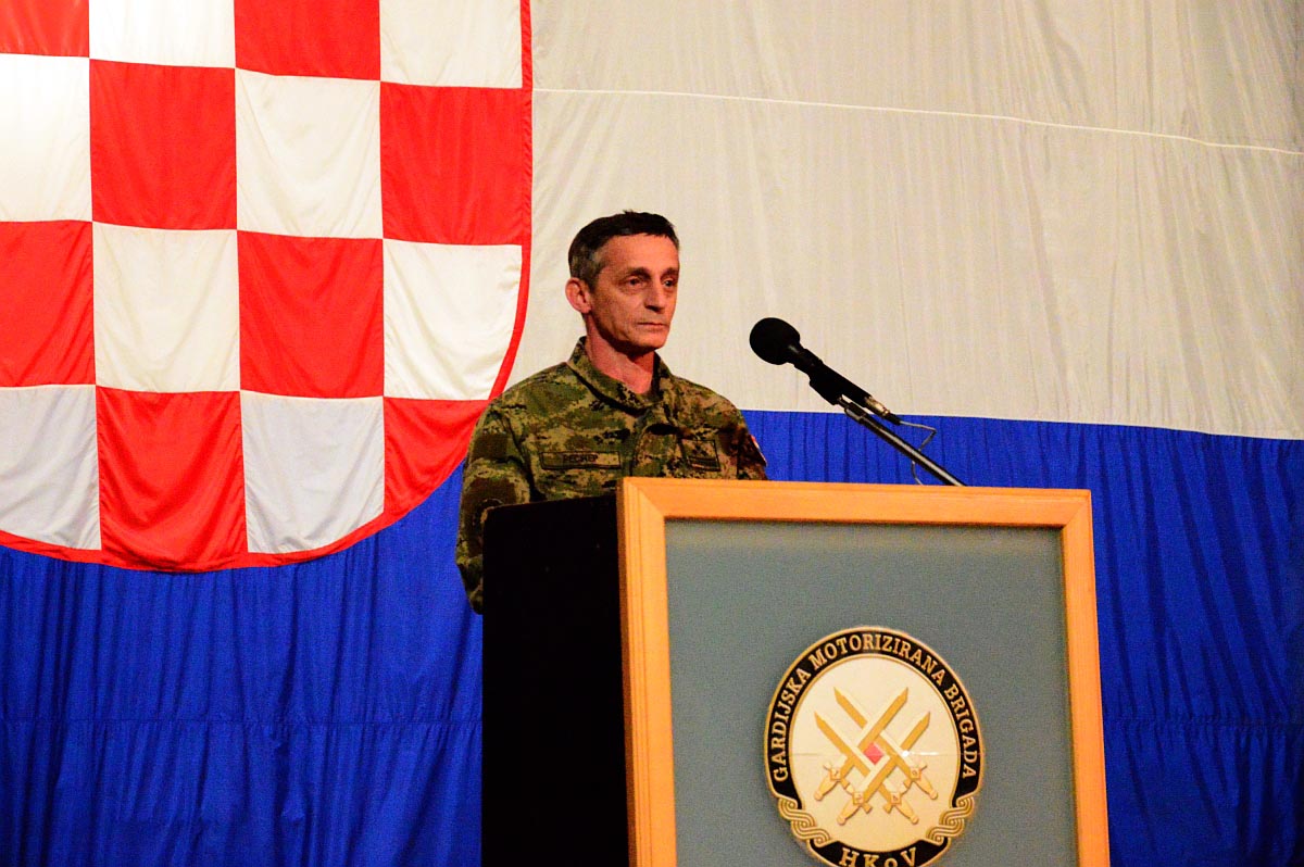 Slika https://www.morh.hr/wp-content/uploads/2017/10/gombr_02042014_v.jpg