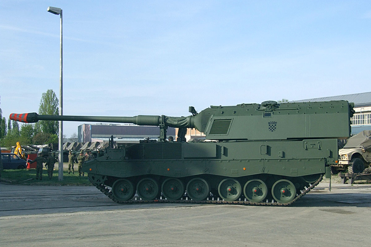 Slika https://www.morh.hr/wp-content/uploads/2017/10/haubica0742017_v.jpg