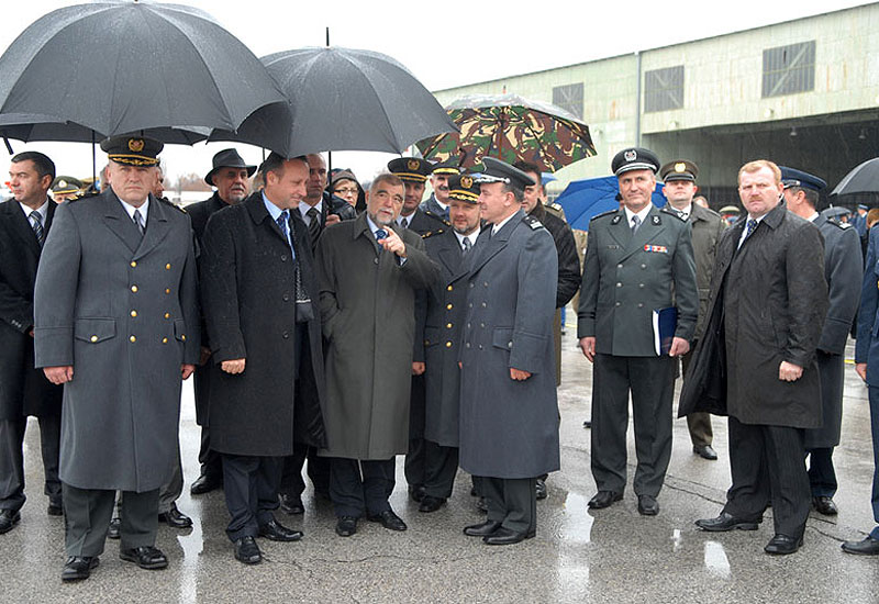 Slika https://www.morh.hr/wp-content/uploads/2017/10/hrz_v.jpg