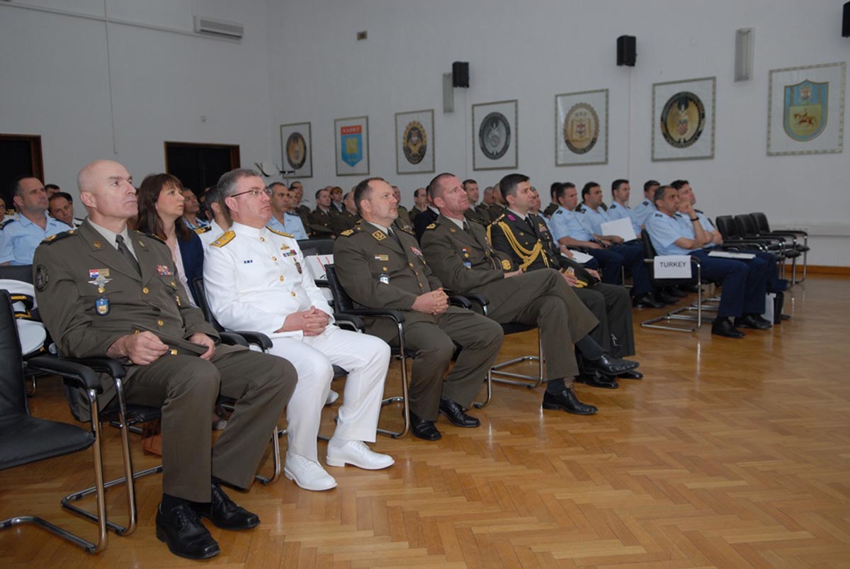 Slika https://www.morh.hr/wp-content/uploads/2017/10/hvu_06062014_v.jpg