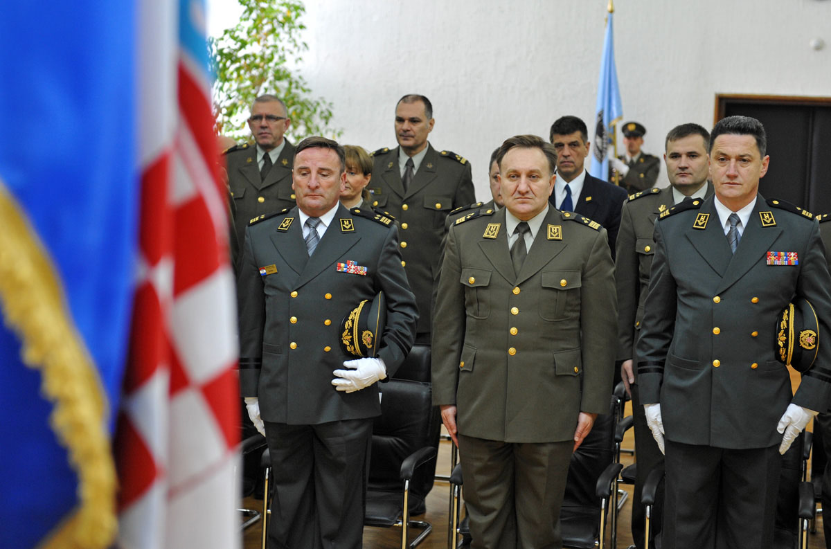 Slika https://www.morh.hr/wp-content/uploads/2017/10/hvu_14112011_v.jpg