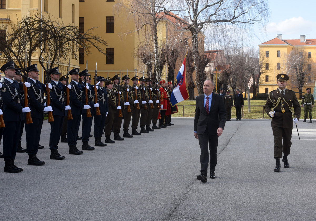 Slika https://www.morh.hr/wp-content/uploads/2017/10/hvu_28022017_v.jpg