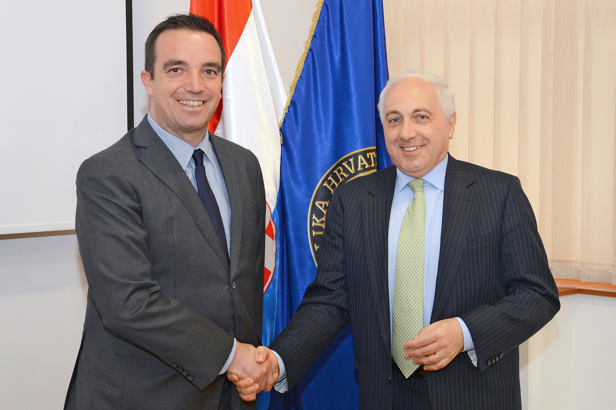 Slika https://www.morh.hr/wp-content/uploads/2017/10/italy_25052016_v.jpg