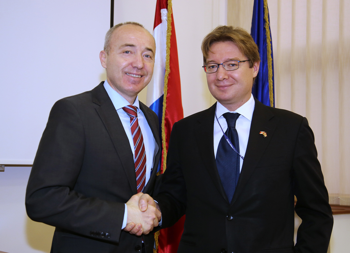 Slika https://www.morh.hr/wp-content/uploads/2017/10/kanadanin_07032017_v.jpg