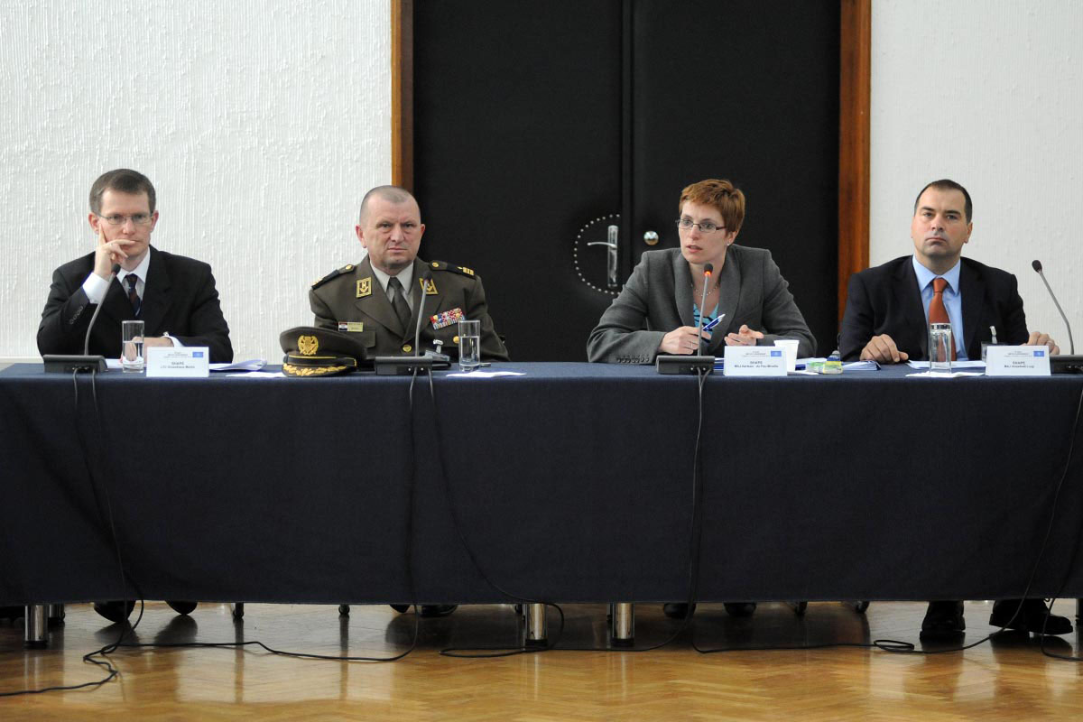 Slika https://www.morh.hr/wp-content/uploads/2017/10/konferencija_21032012_v.jpg