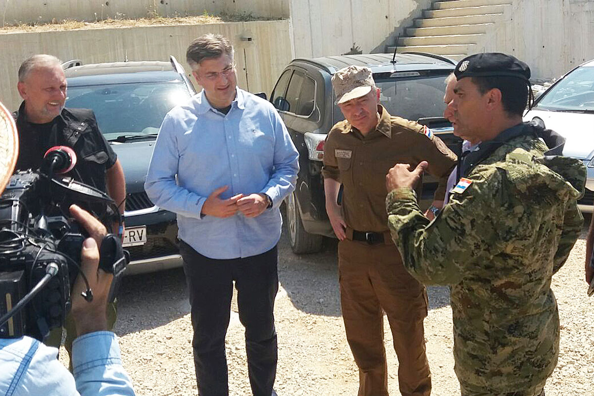 Slika https://www.morh.hr/wp-content/uploads/2017/10/krizni_18072017_v-1.jpg