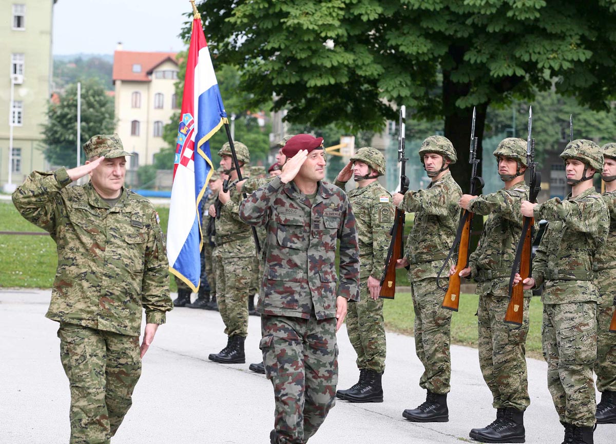 Slika https://www.morh.hr/wp-content/uploads/2017/10/lovric_07062013_v.jpg