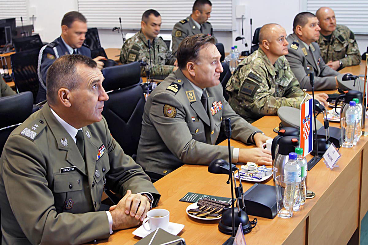 Slika https://www.morh.hr/wp-content/uploads/2017/10/lovric_07092012_v.jpg