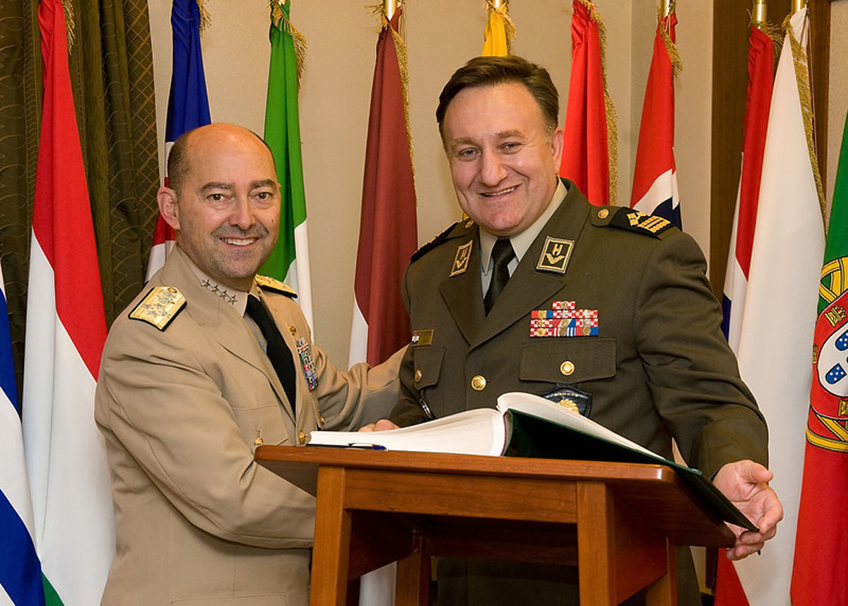 Slika https://www.morh.hr/wp-content/uploads/2017/10/lovric_10112011_v.jpg