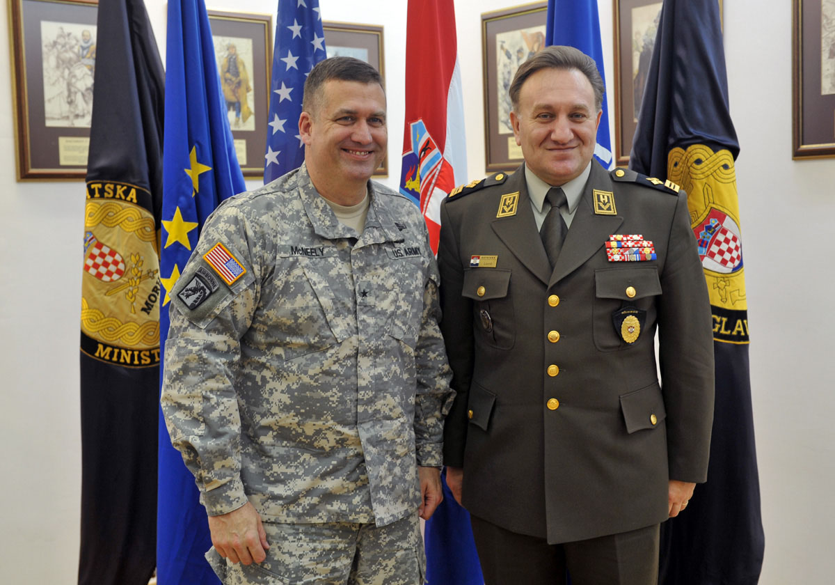 Slika https://www.morh.hr/wp-content/uploads/2017/10/lovric_14112014_v.jpg