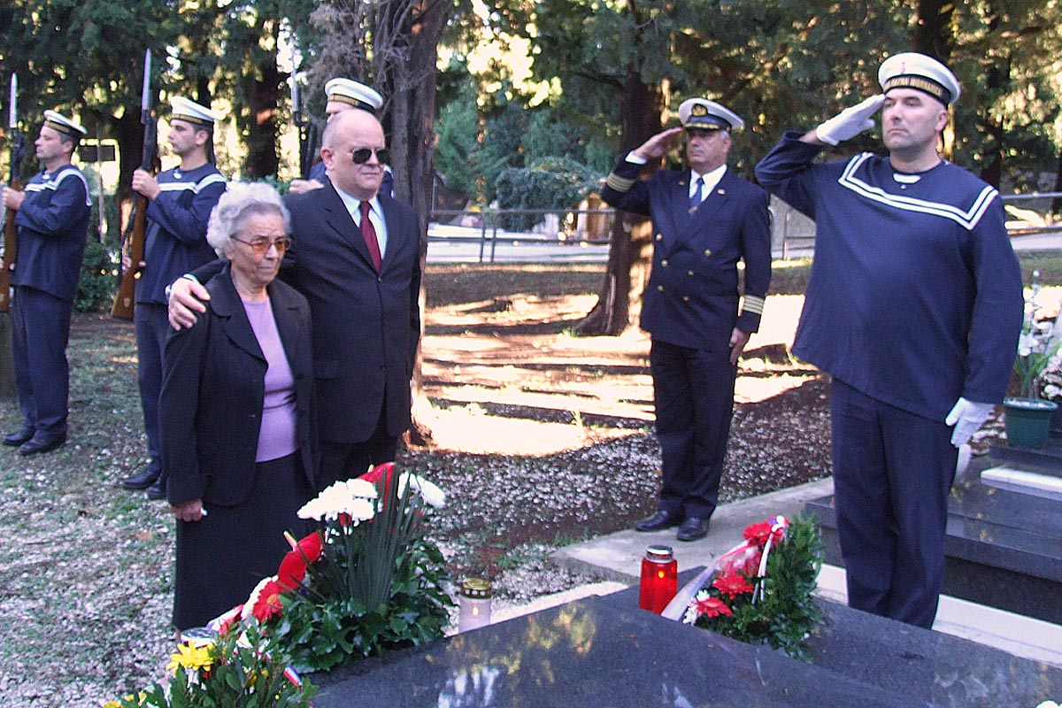 Slika https://www.morh.hr/wp-content/uploads/2017/10/lovrinac_06112013_v.jpg