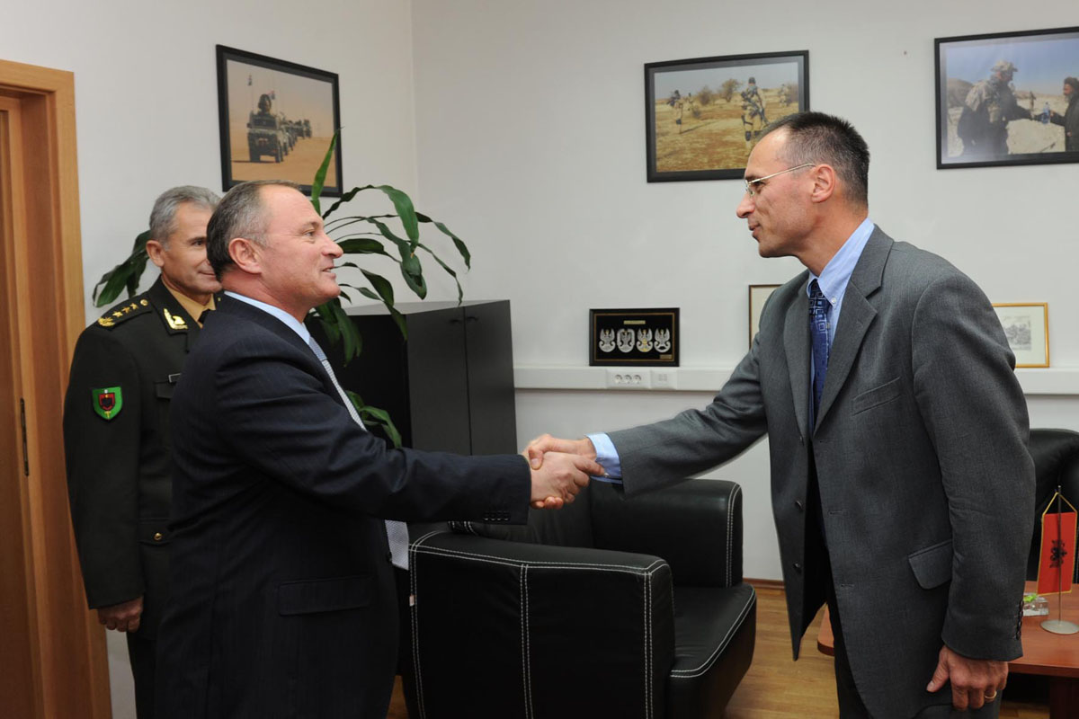 Slika https://www.morh.hr/wp-content/uploads/2017/10/lozancic_alb_11102011_v.jpg