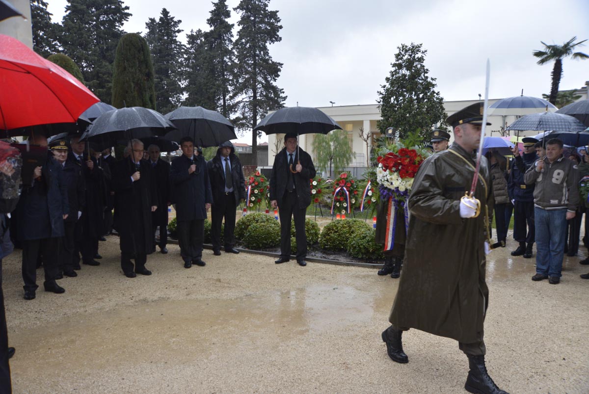 Slika https://www.morh.hr/wp-content/uploads/2017/10/maslenica_22012012_v.jpg
