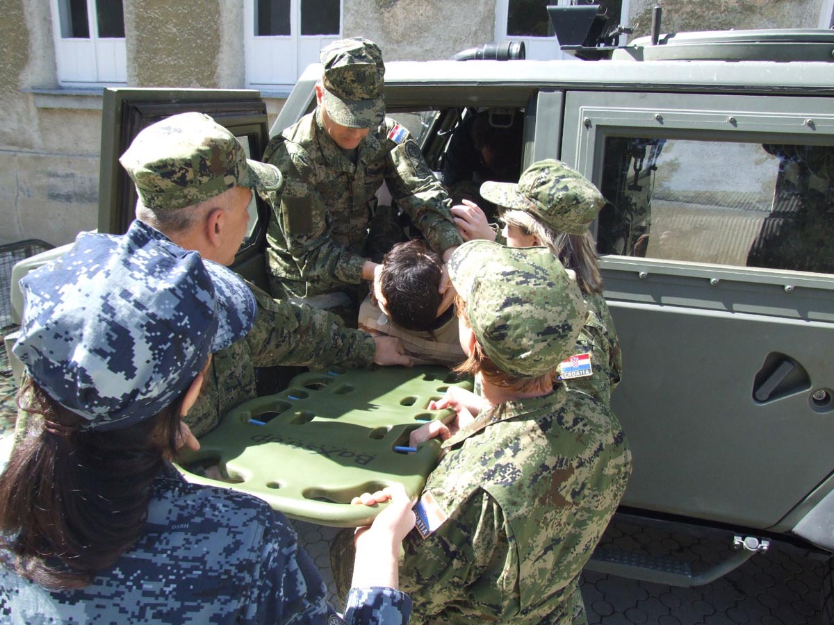 Slika https://www.morh.hr/wp-content/uploads/2017/10/medicinari_19042013_v.jpg