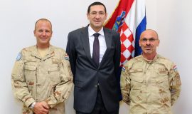 mo-promatraci_sirija_11052012_v