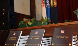 monografije_12102012_03