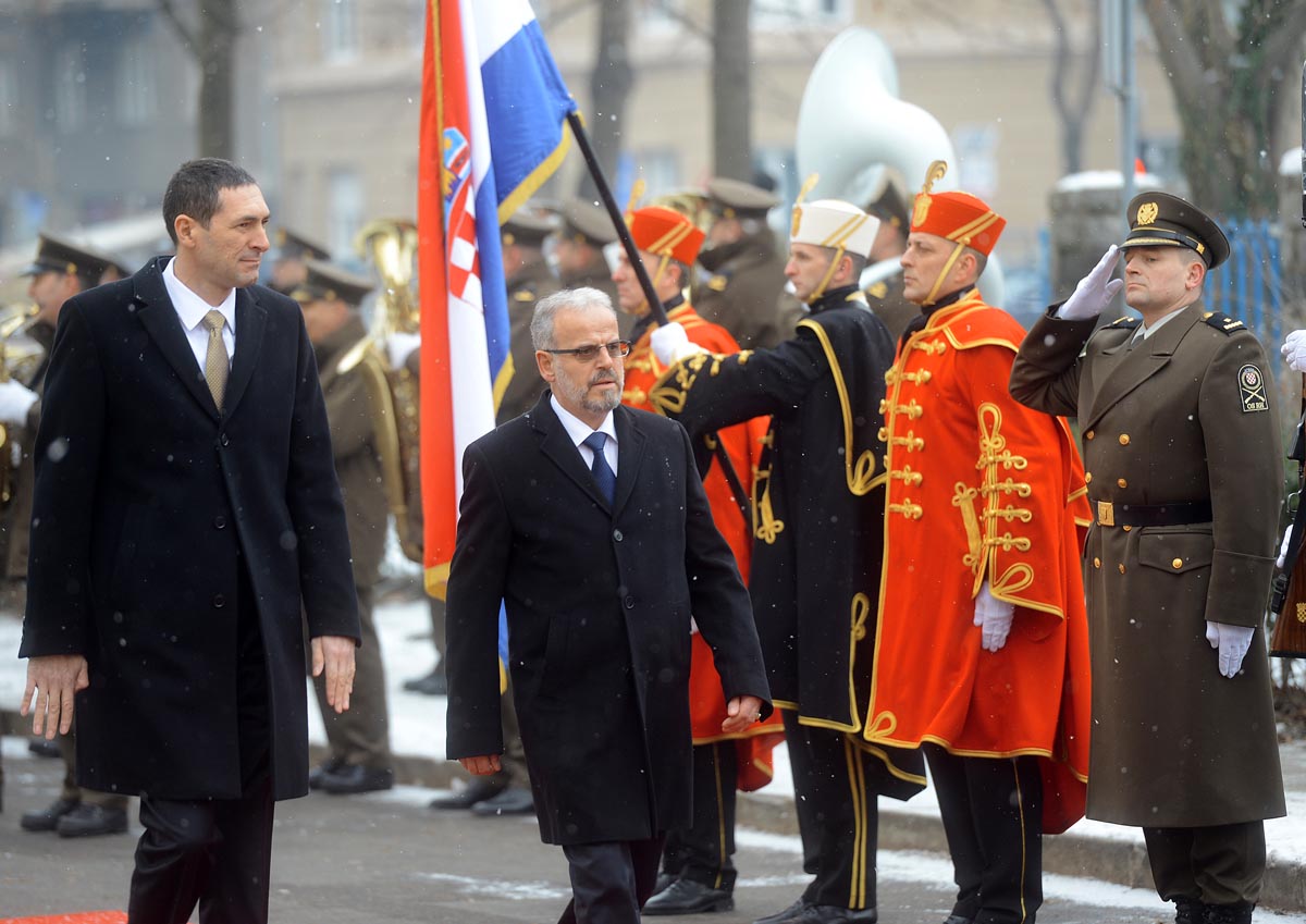 Slika https://www.morh.hr/wp-content/uploads/2017/10/morh_me_28012014_v.jpg