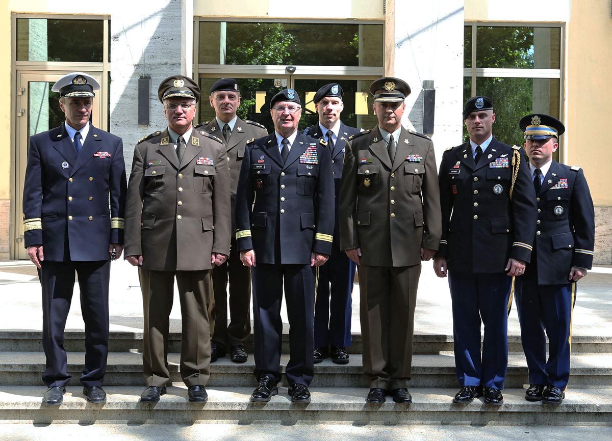 Slika https://www.morh.hr/wp-content/uploads/2017/10/nash_20052015_v.jpg