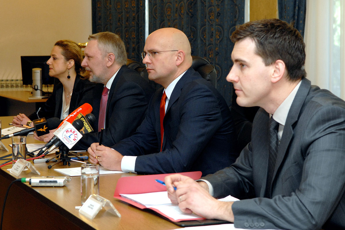 Slika https://www.morh.hr/wp-content/uploads/2017/10/nato_20100401_1v.jpg