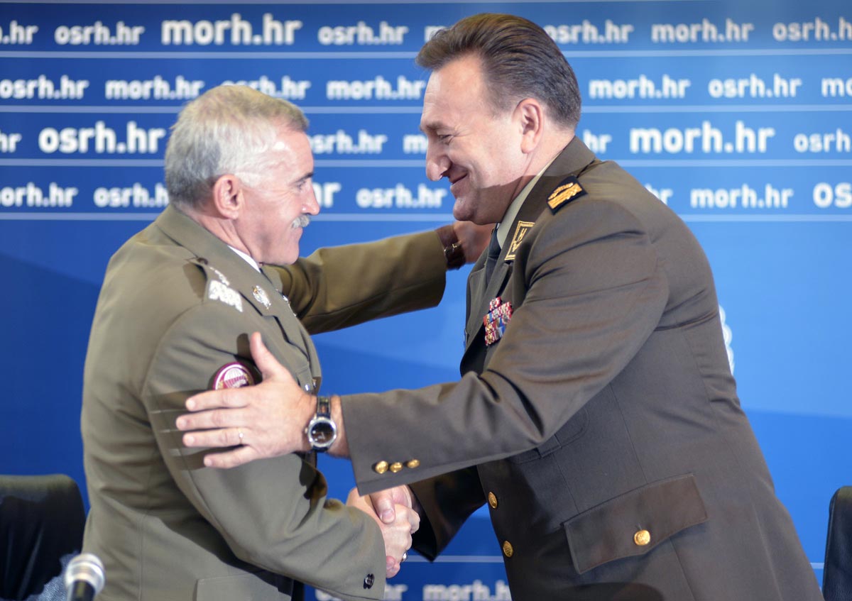 Slika https://www.morh.hr/wp-content/uploads/2017/10/nato_deklaracija_25102012_v.jpg