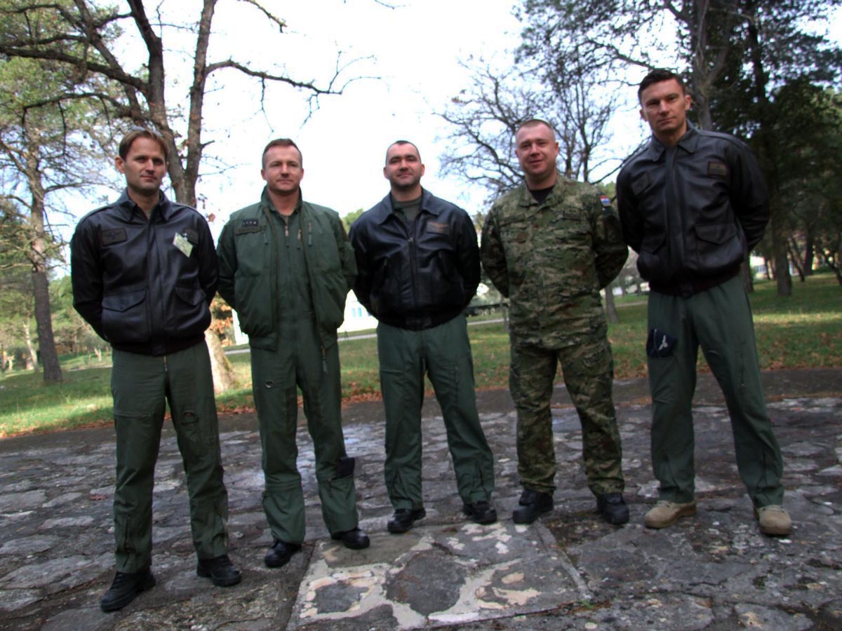 Slika https://www.morh.hr/wp-content/uploads/2017/10/pametna_obrana_03022014_v.jpg