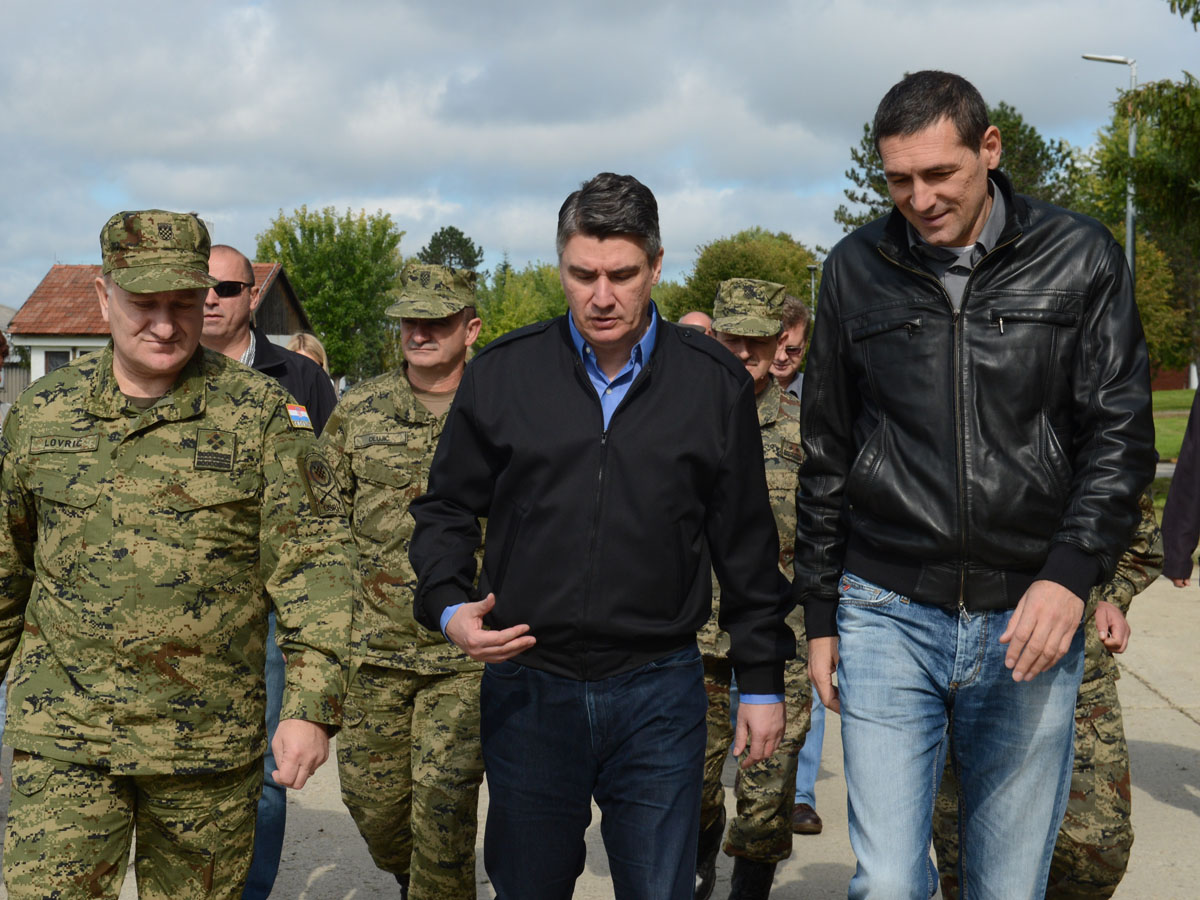 Slika https://www.morh.hr/wp-content/uploads/2017/10/petrinja_05102015_v.jpg