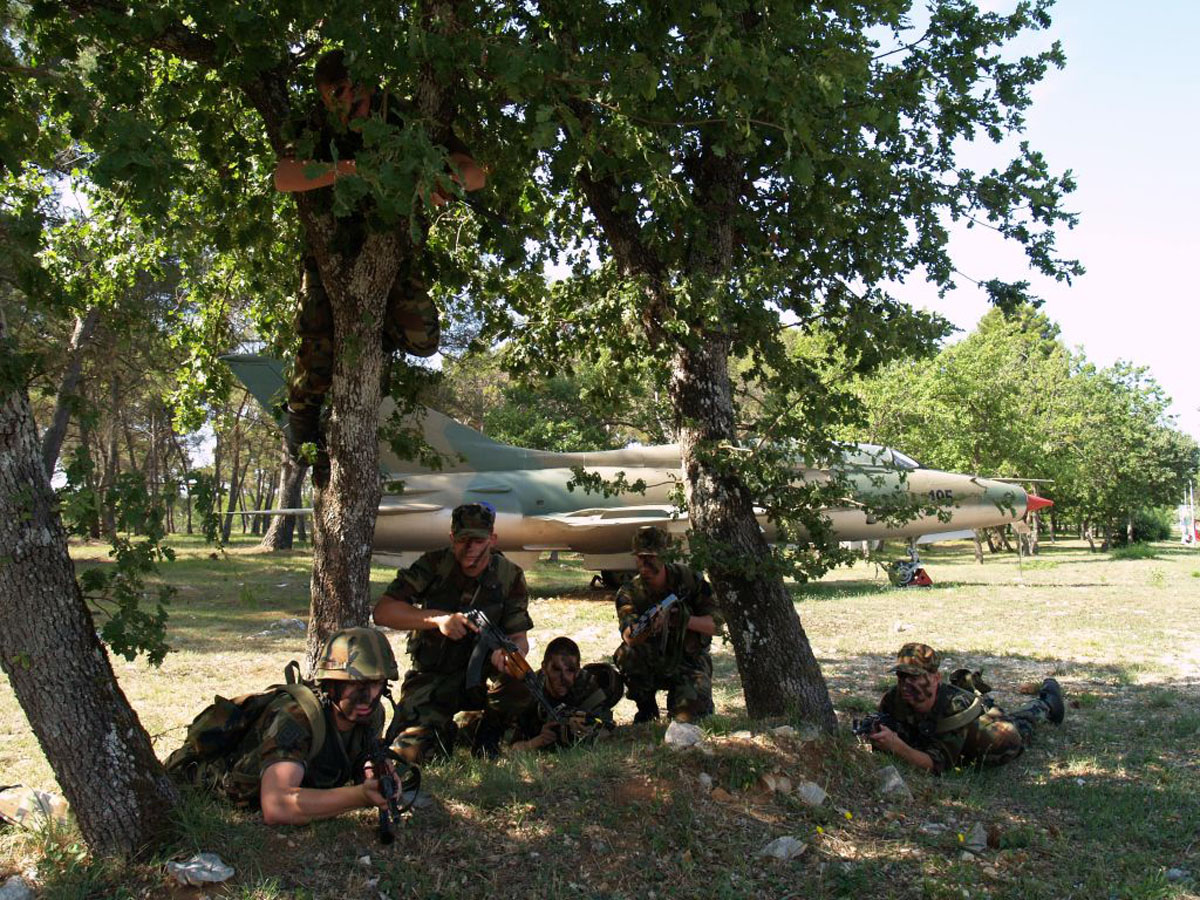 Slika https://www.morh.hr/wp-content/uploads/2017/10/piloti_04082011_v.jpg