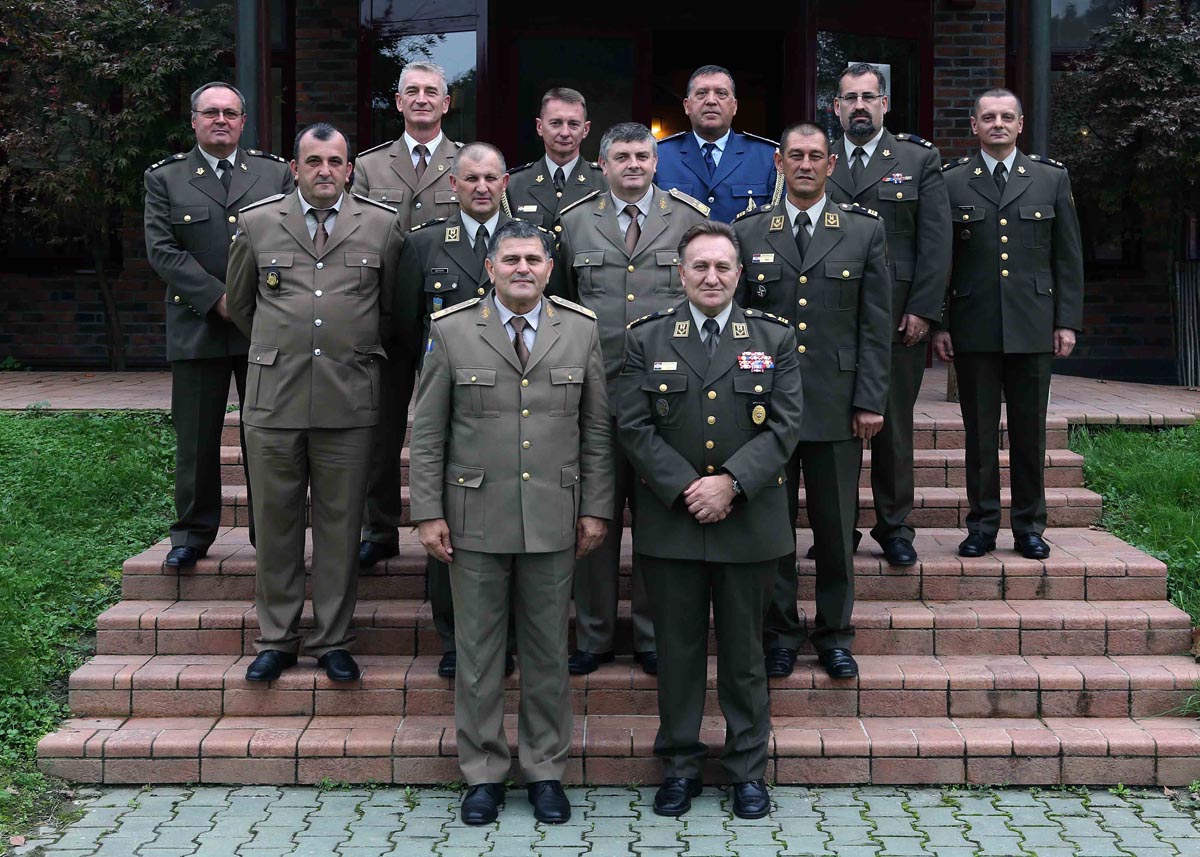 Slika https://www.morh.hr/wp-content/uploads/2017/10/pogranicni_susret_03102014_v.jpg