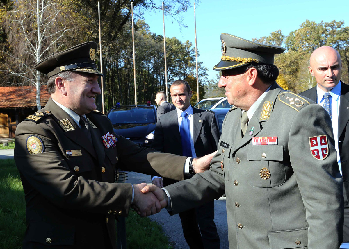 Slika https://www.morh.hr/wp-content/uploads/2017/10/pogranicni_sustret_06112014_v.jpg