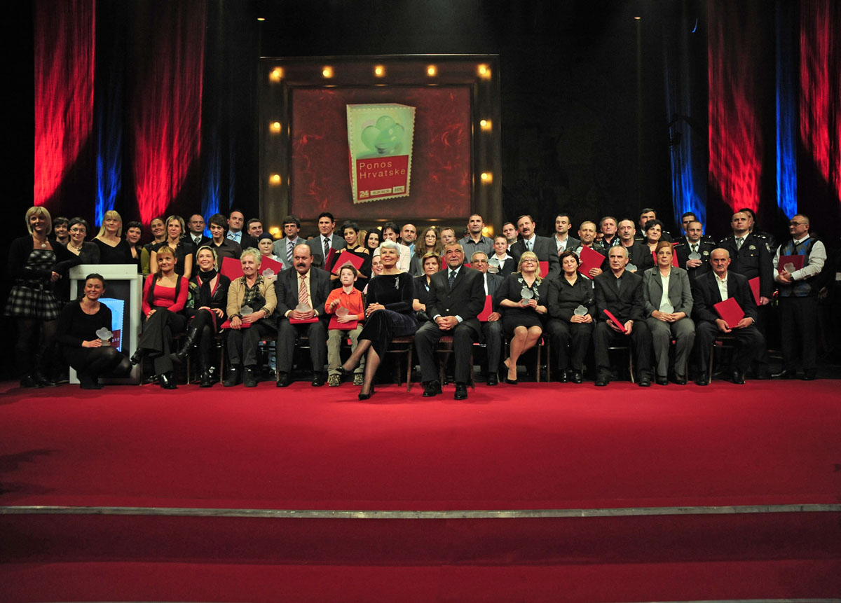 Slika https://www.morh.hr/wp-content/uploads/2017/10/ponos_hrvatske_06122009_v.jpg