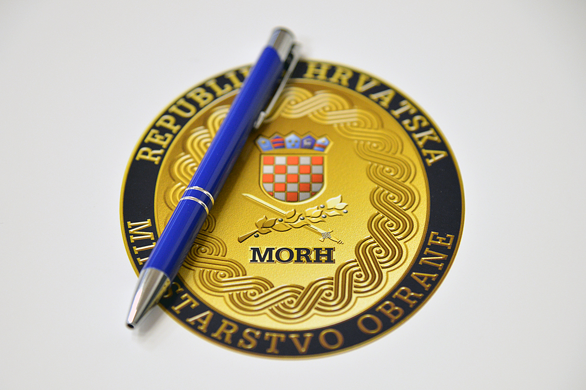 Slika https://www.morh.hr/wp-content/uploads/2017/10/ponude_03102017_v.jpg