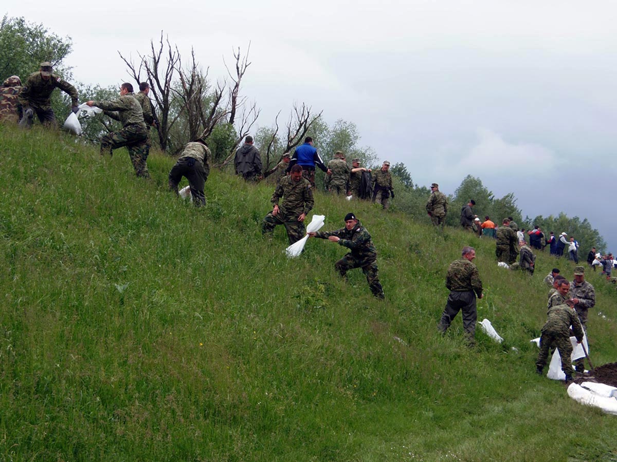 Slika https://www.morh.hr/wp-content/uploads/2017/10/poplave_18042014_v.jpg