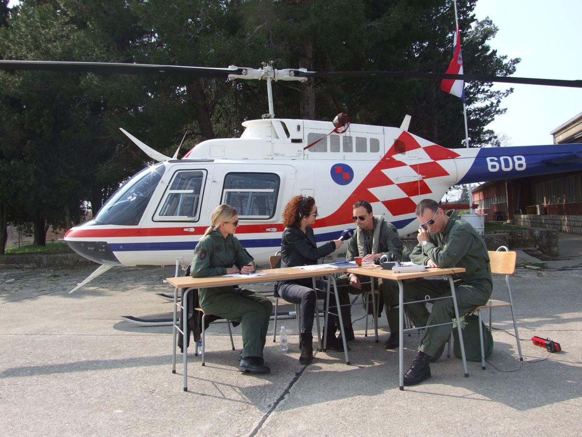 Slika https://www.morh.hr/wp-content/uploads/2017/10/radio_em_19032014_v.jpg