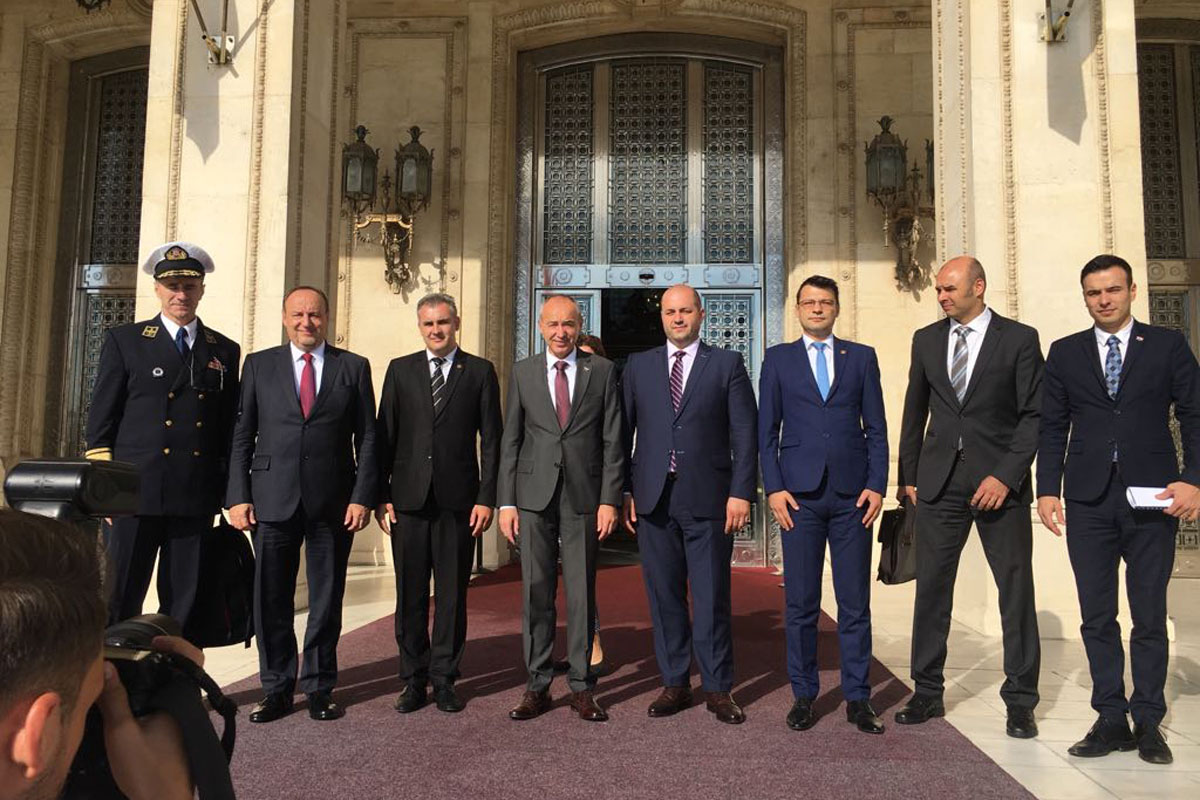 Slika https://www.morh.hr/wp-content/uploads/2017/10/ro_parlament_13092017_v.jpg