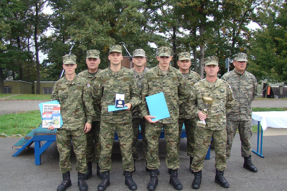 Slika https://www.morh.hr/wp-content/uploads/2017/10/rocnici_03102014_v.jpg