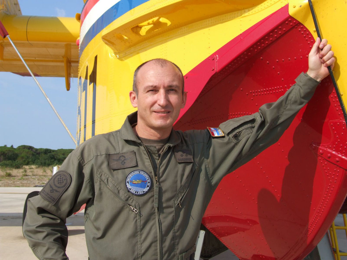 Slika https://www.morh.hr/wp-content/uploads/2017/10/s_radonic2_v.jpg