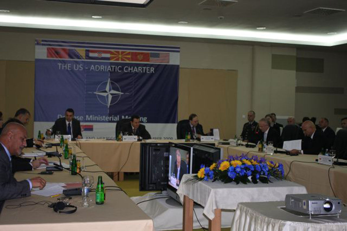 Slika https://www.morh.hr/wp-content/uploads/2017/10/sarajevo_18112009_3_v.jpg