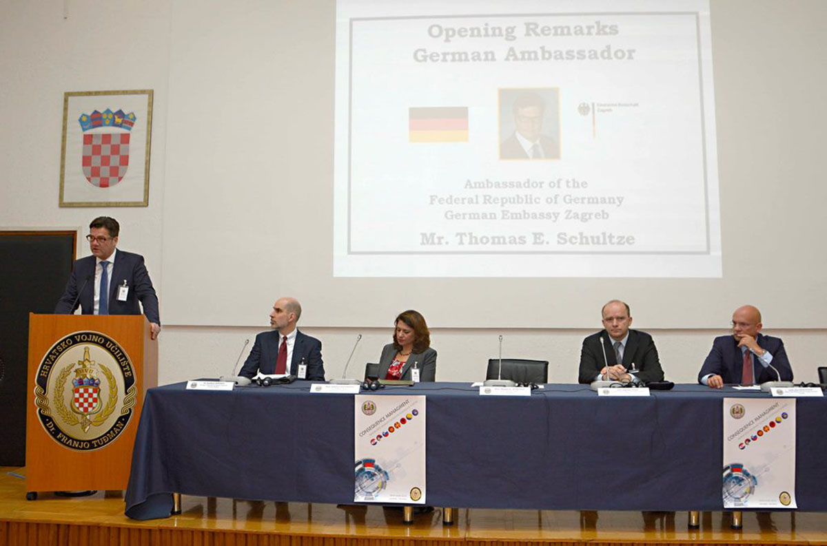 Slika https://www.morh.hr/wp-content/uploads/2017/10/seminar_09062016_v-1.jpg
