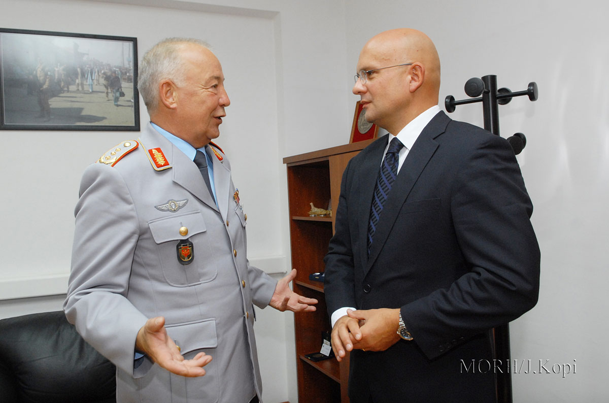 Slika https://www.morh.hr/wp-content/uploads/2017/10/simunovic_2909_5_v.jpg