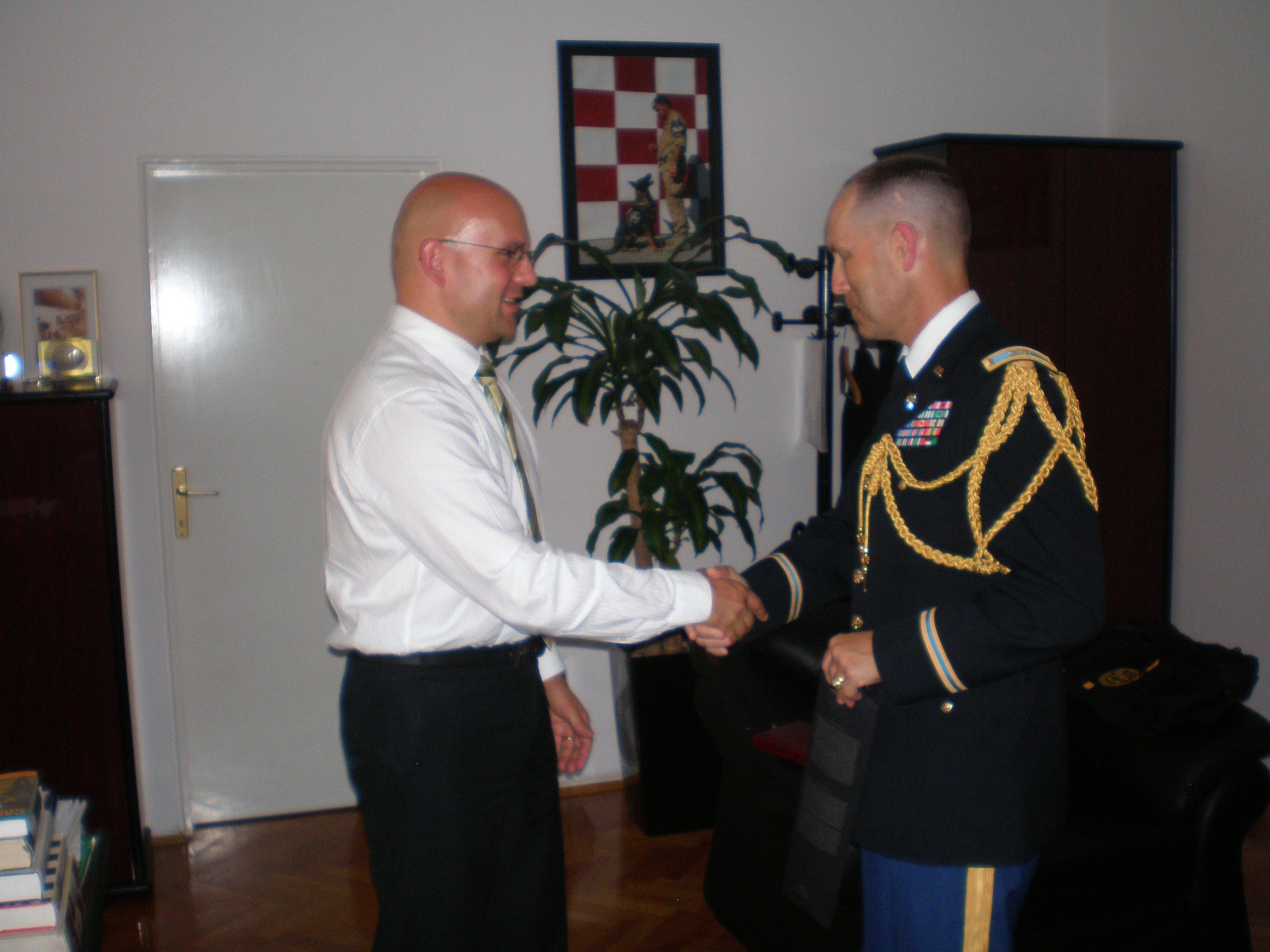 Slika https://www.morh.hr/wp-content/uploads/2017/10/simunovic_colmcaloon_07062010_v.jpg