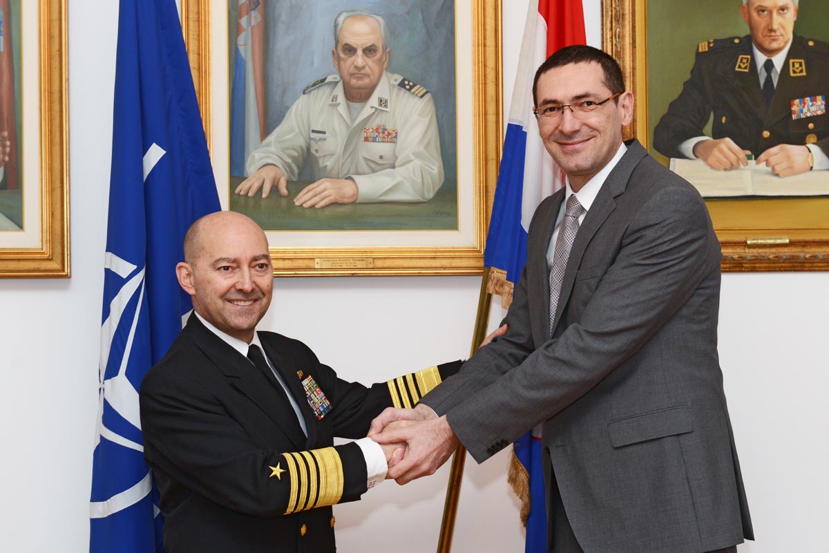 Slika https://www.morh.hr/wp-content/uploads/2017/10/stavridis_18022013_v.jpg