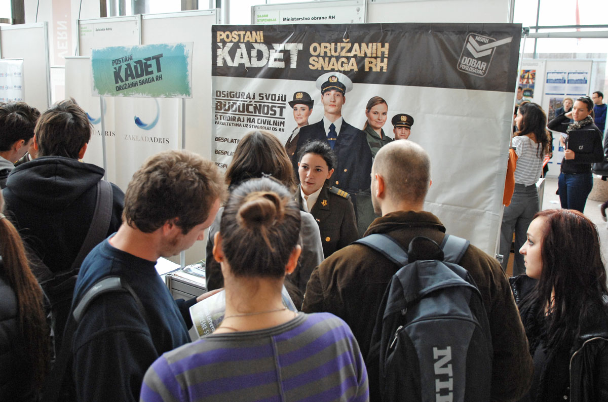 Slika https://www.morh.hr/wp-content/uploads/2017/10/stipendije_20101020_03v.jpg