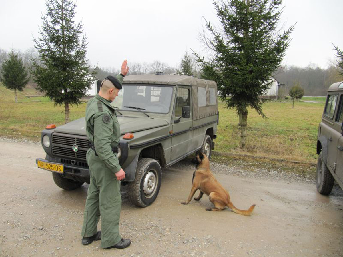 Slika https://www.morh.hr/wp-content/uploads/2017/10/trening_20110117_01v.jpg