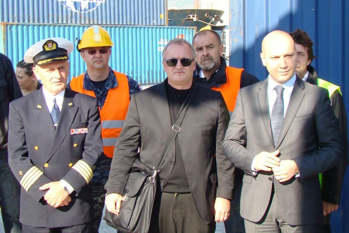 Slika https://www.morh.hr/wp-content/uploads/2017/10/twinning_15112012_v.jpg
